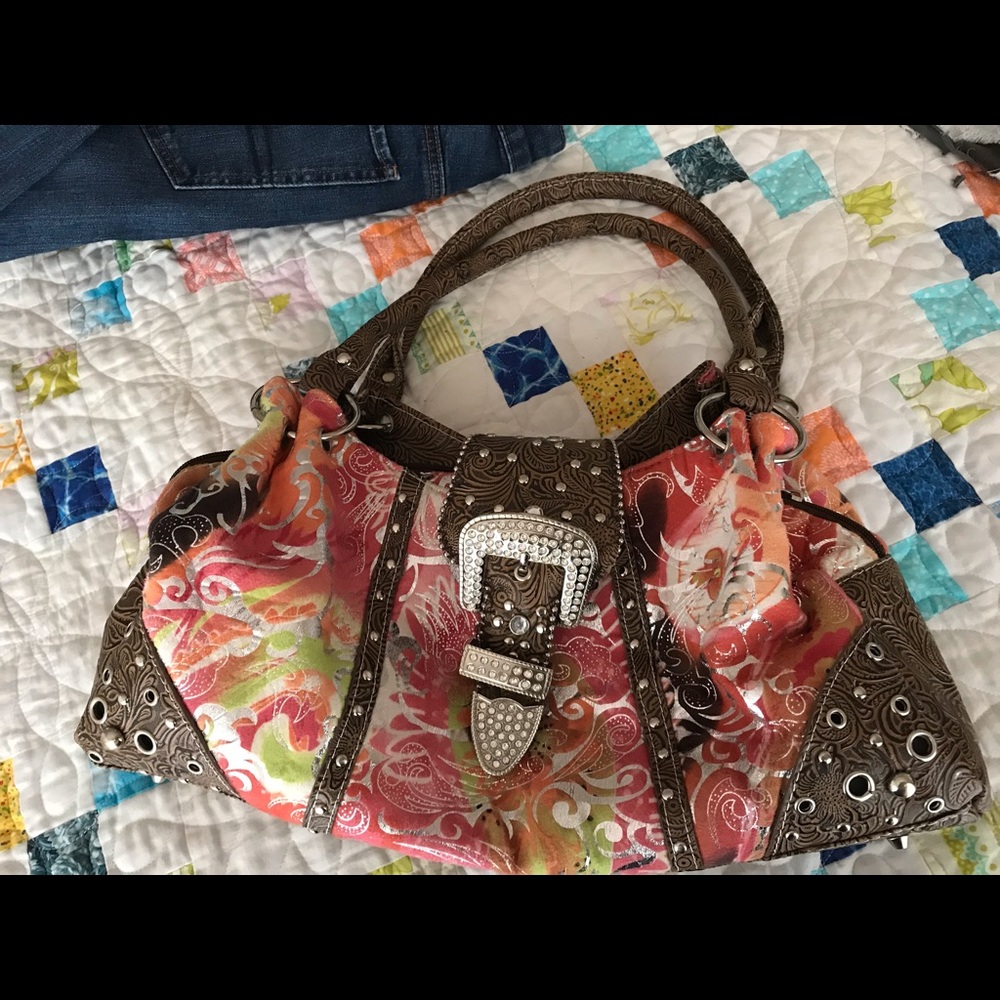 Western-style Purse with Leather & Bling Buckle